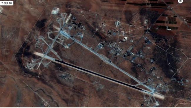 آمریکا بیش از ۶۰  راکت بر  میدان هوایی ارتش سوریه شلیک کرد 